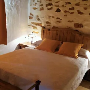 https://casa-antigua-en-el-centro-de-fuerteventura.hotelsfuerteventura.org